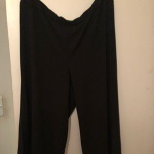 Black pants, they are like culottes.